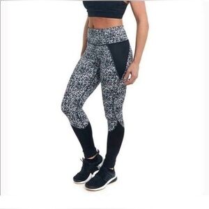 Copper Fit Womens Athletic Leggings Large L Black White Gray Workout Jogging
